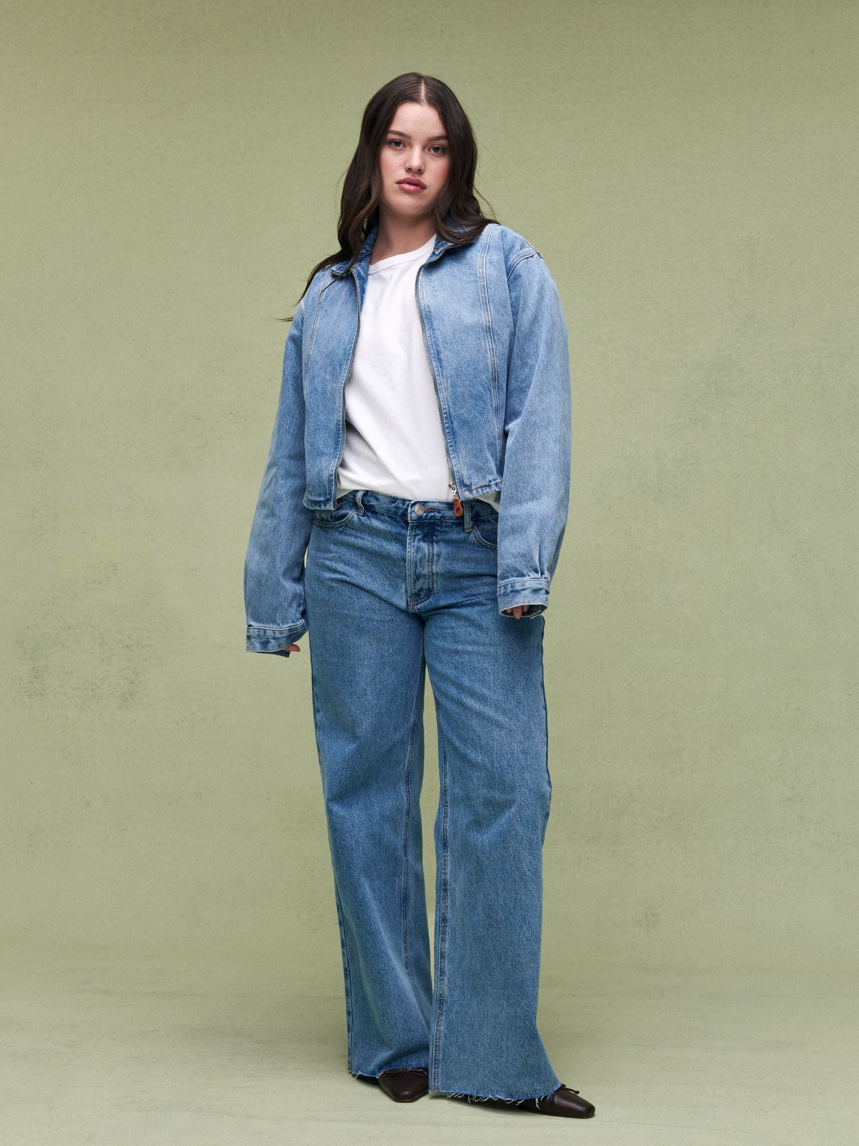 Low Rise Baggy Jeans - Vintage Wash